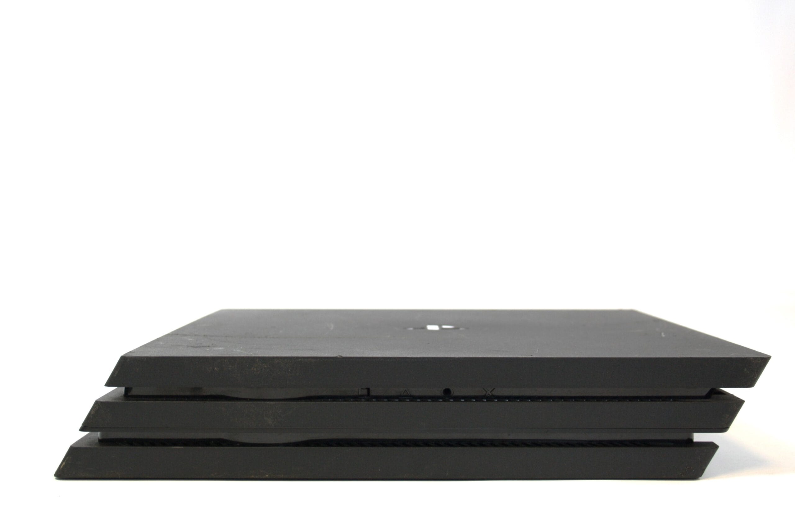 Sony PlayStation 4 Pro - Image 4